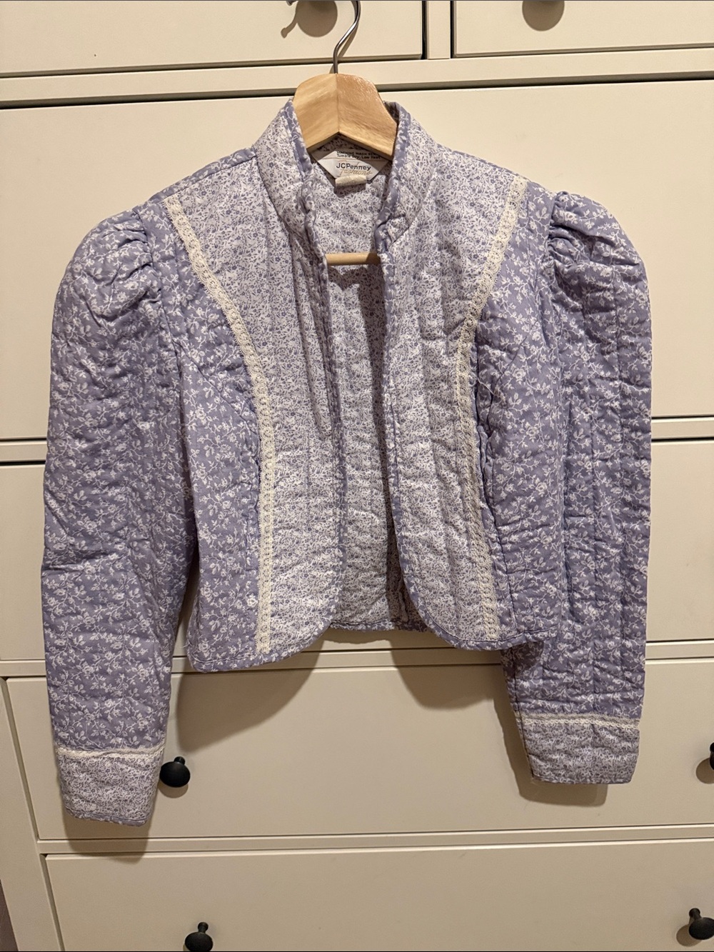 JCPenney Vintage 1970’s Lavender Quilted Floral Puff-Sleeve Jacket